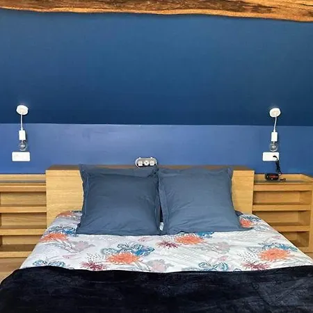 Cusey, 4 Pièces, 8 Personnes - Fr-1-611-66 Hébergement de vacances